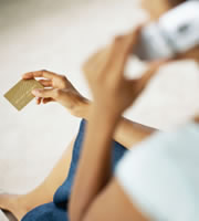 Prepaid credit cards vs. gift cards